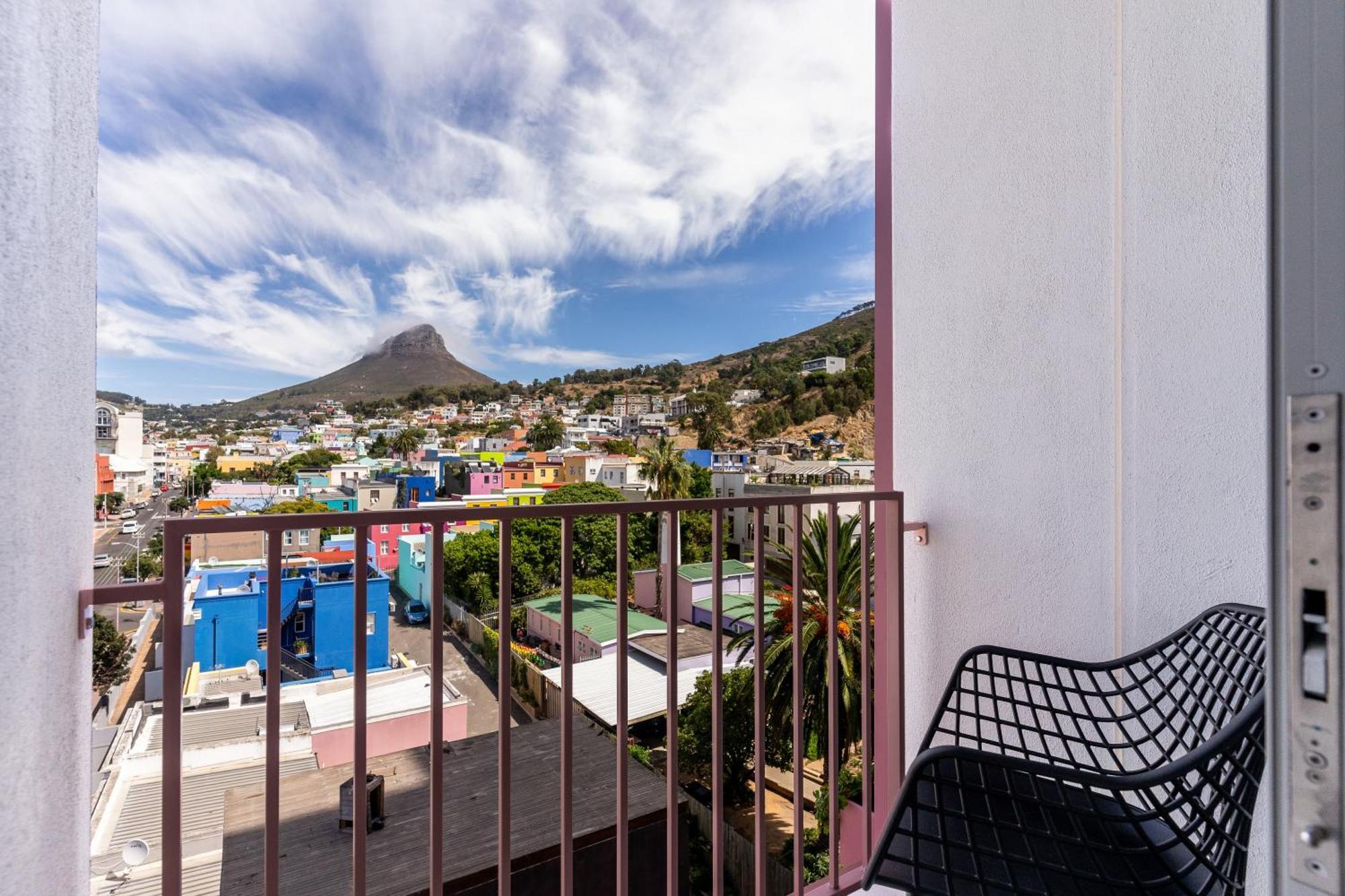 The Rose 604: With Rooftop Pool Apartment Cape Town
