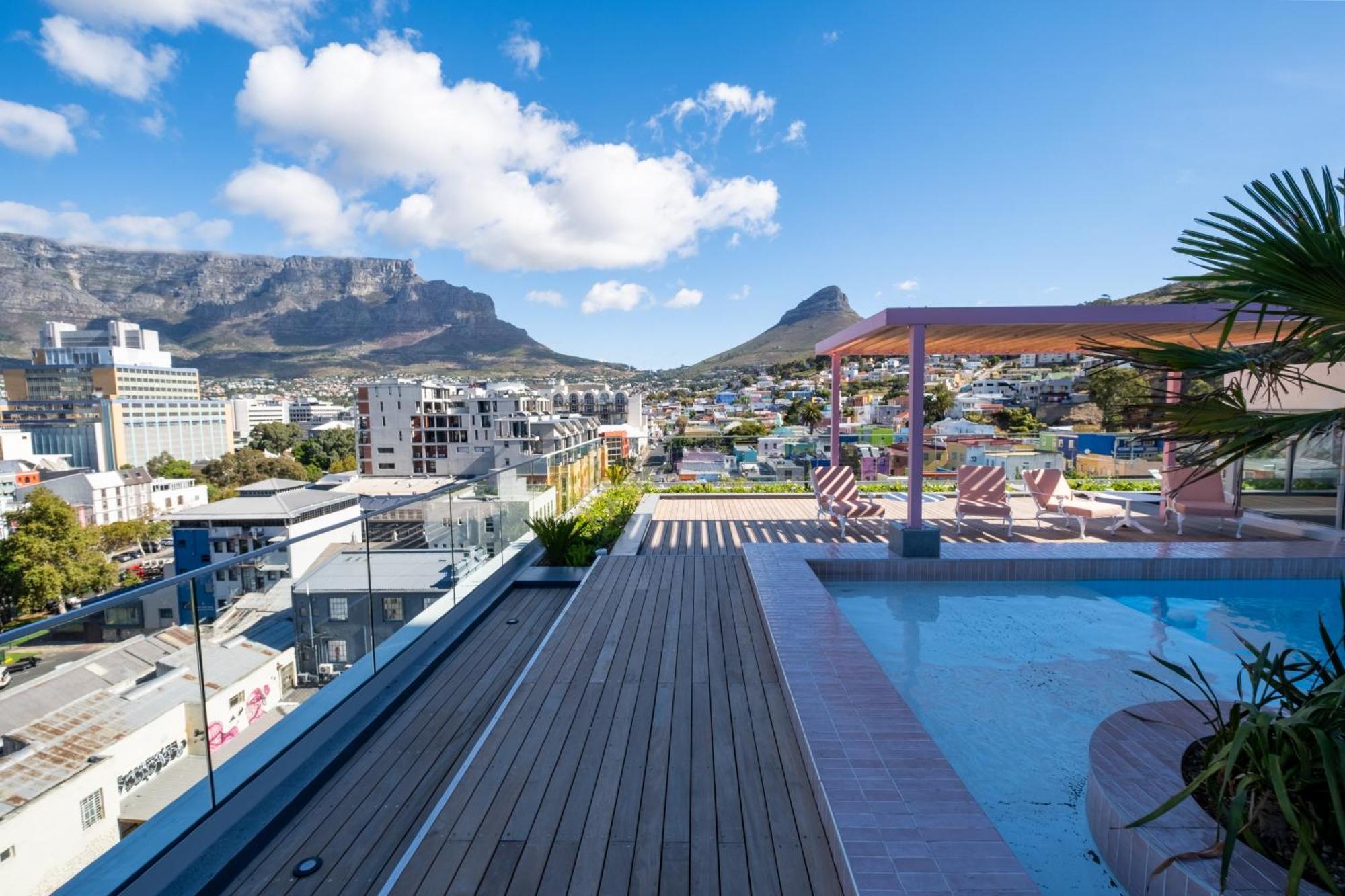 The Rose 604: With Rooftop Pool * Cape Town